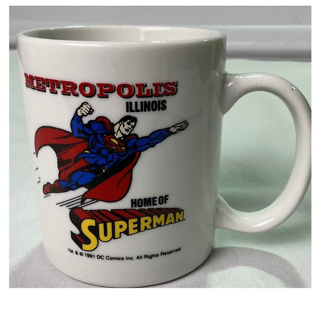 Vintage 1991 DC Comics Superman Metropolis Illinois Coffee Mug Made in China
